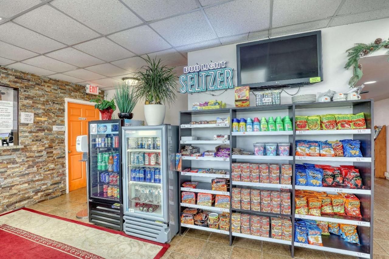 郊居酒店 尼纳 外观 照片